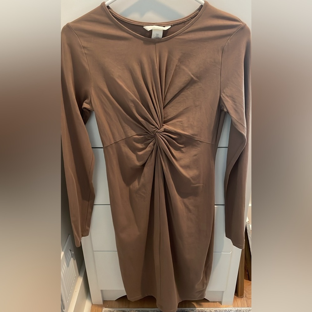 H&M Maternity Dress Small - NEVER WORN!